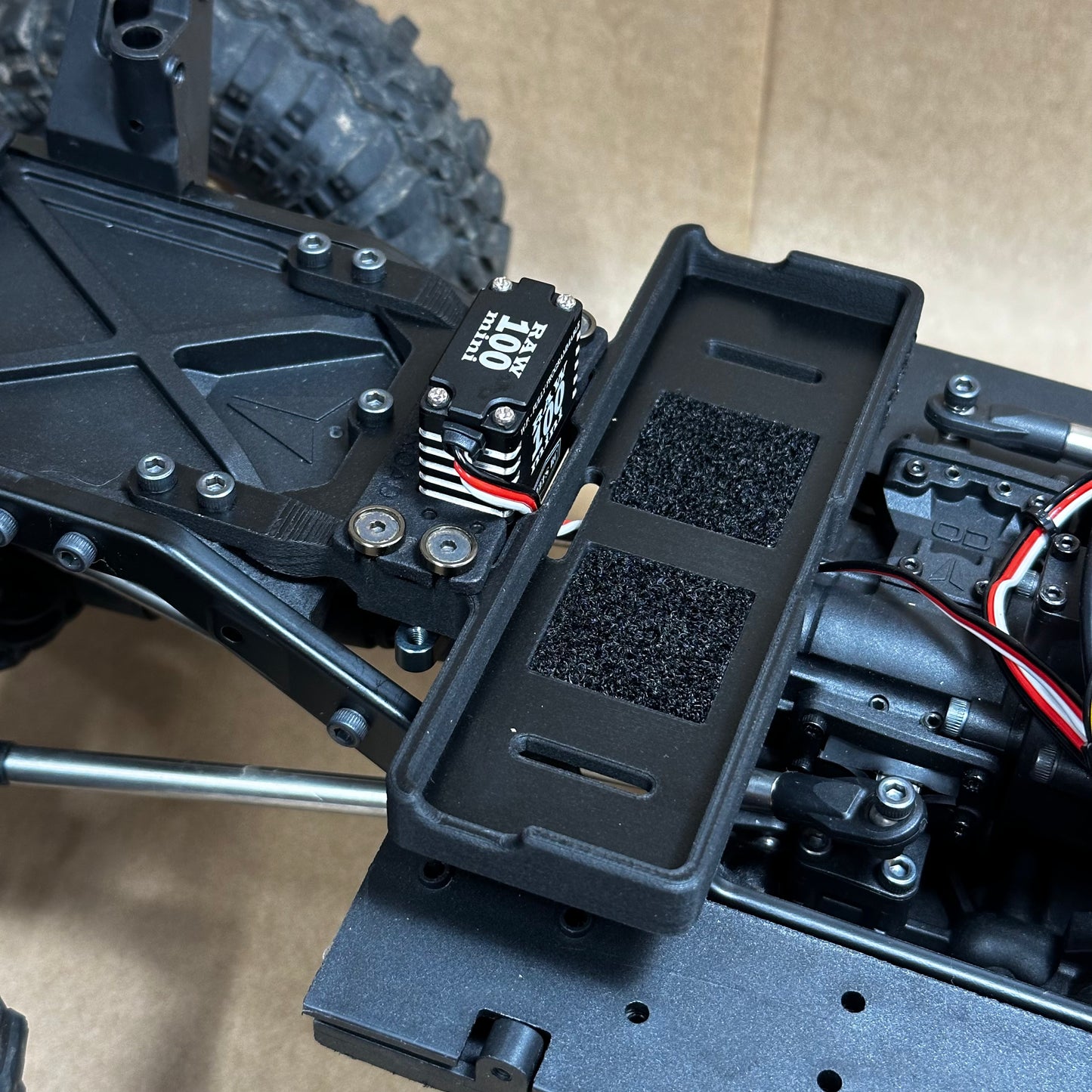 2200mah Trail Tray (Fits Vanquish® VS4-10)