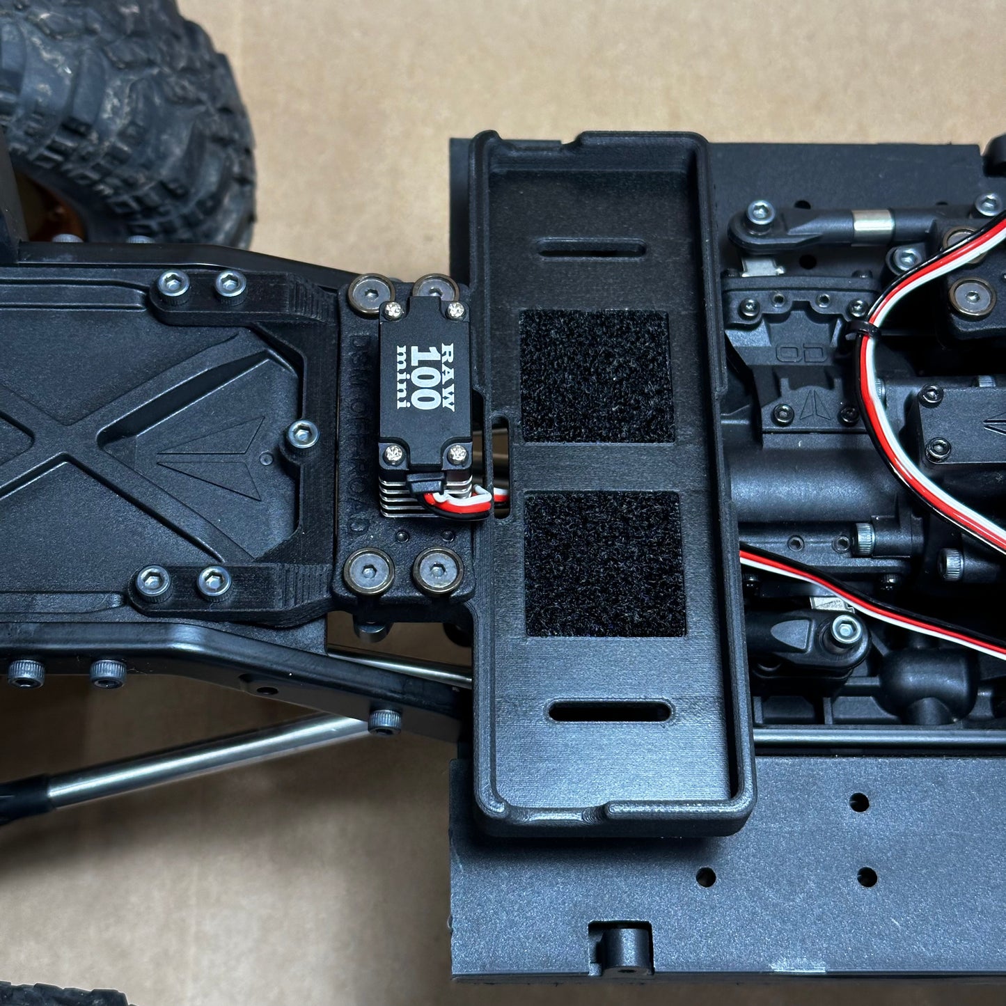 2200mah Trail Tray (Fits Vanquish® VS4-10)