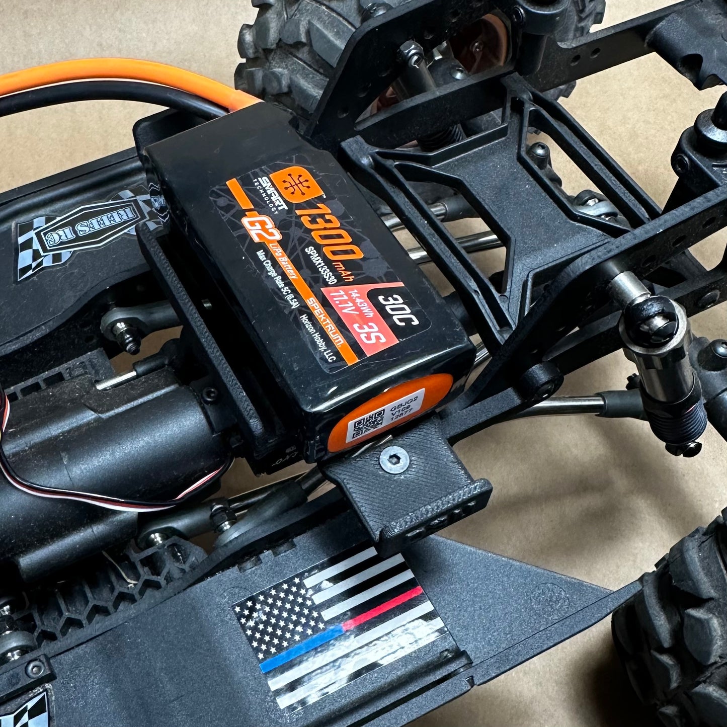 V2 2200mah Trail Tray (Fits Axial SCX10 Pro)