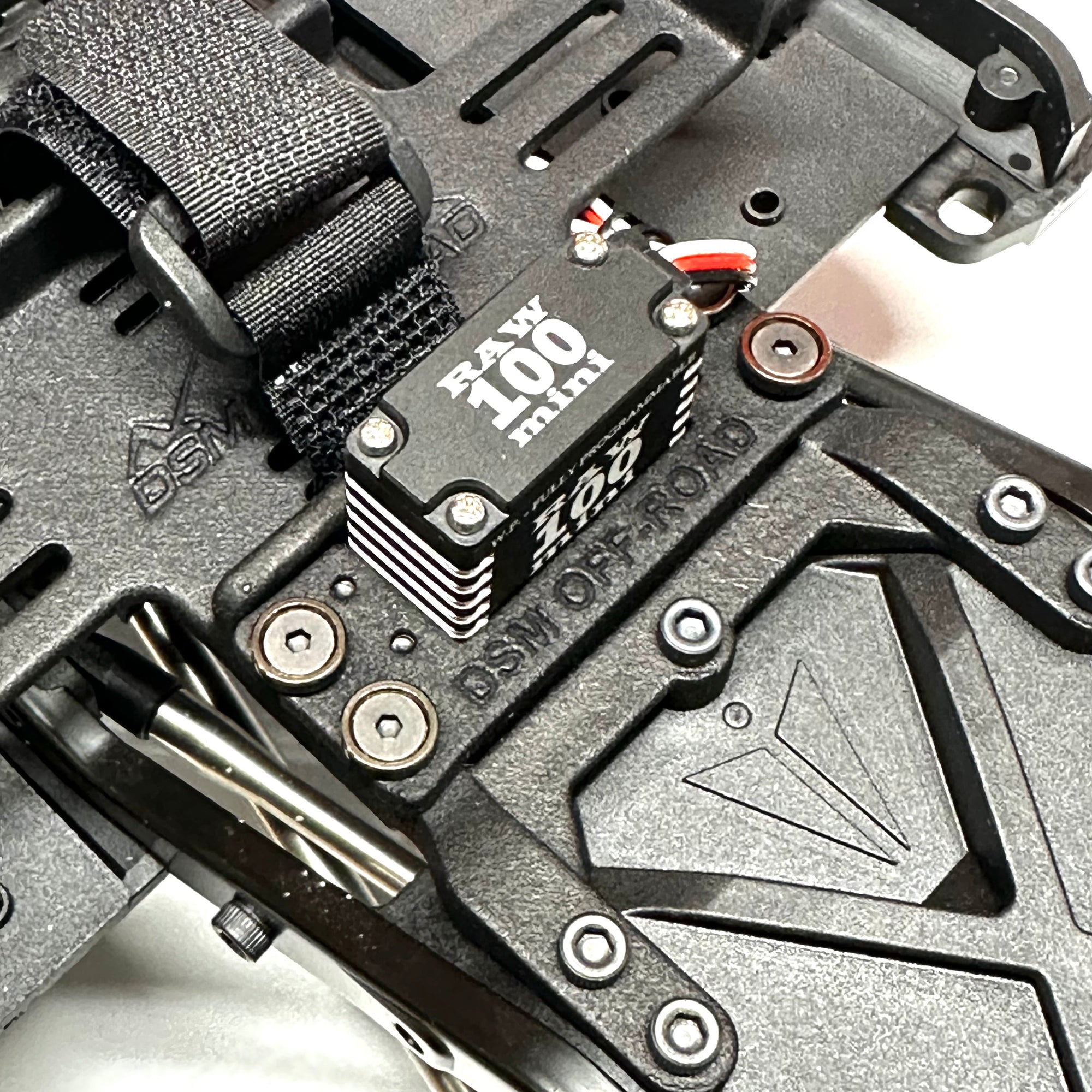 Mini To Full Size Servo Adapter